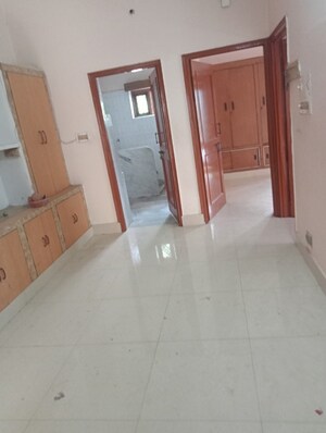 2 BHK Independent House For Rent in Mahanagar