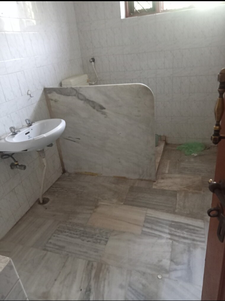 Bathroom, mahanagar 2 Bedroom 1820 Sq.Ft. Independent House In Mahanagar Lucknow 9597566