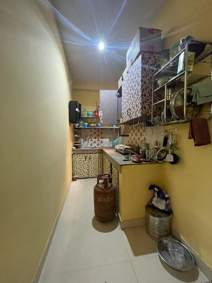 Team Area, chattarpur 1 Bedroom 450 Sq.Ft. Builder Floor In Chattarpur Delhi 9597586