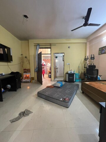 Parking in 1 BHK Builder Floor at Chattarpur – for Rent