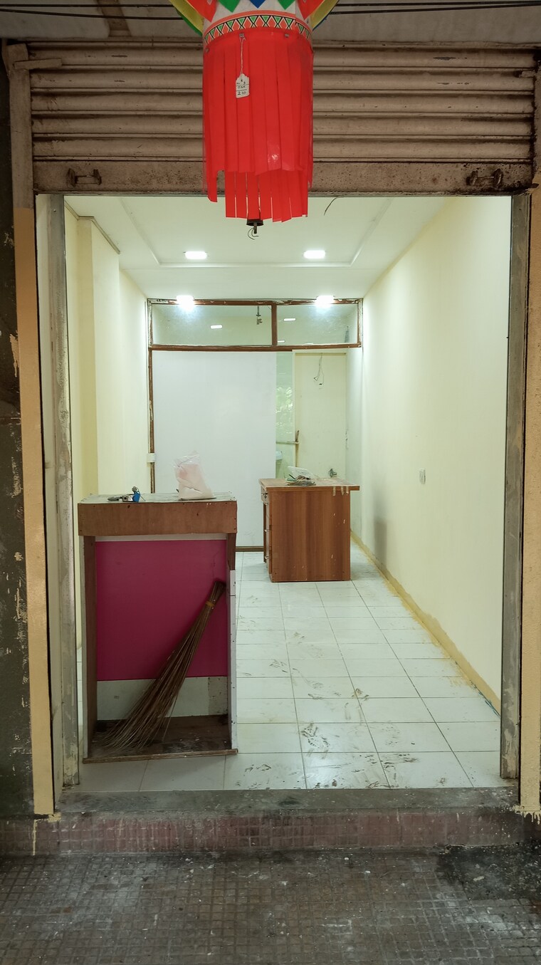 Bathroom, vijay-vilas-taurus-building-11-to-15 Commercial Shop 160 Sq.Ft. In Ghodbunder Road Thane 9597574