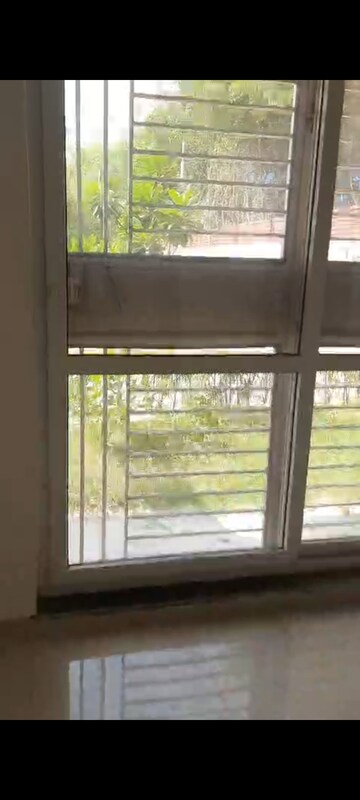 Furnished Amenities in 4 BHK Builder Floor at Bptp Park Floors I, Sector 77 – for Rent