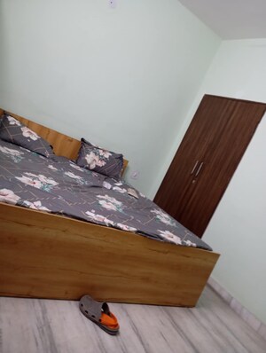 Bedroom in 1 BHK Builder Floor at Palam Vihar – for Rent