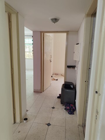 Building Lobby in 3 BHK Builder Floor at Unitech South City II, Sector 50 – for Rent