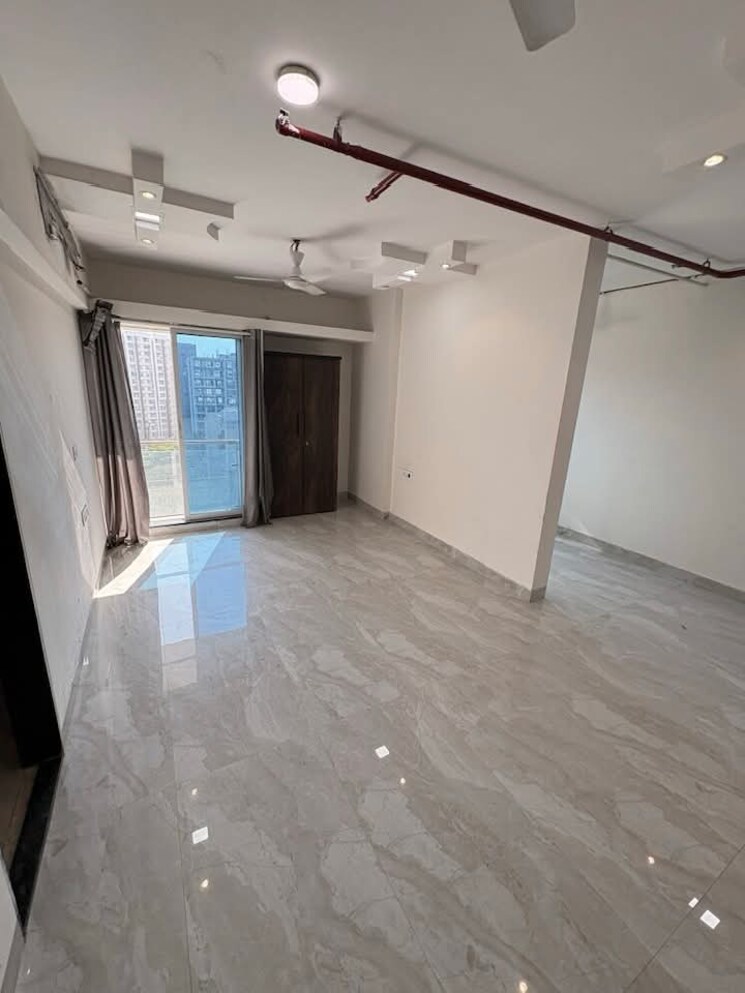 Room, andheri west Studio 380 Sq.Ft. Apartment In Andheri West Mumbai 9597698