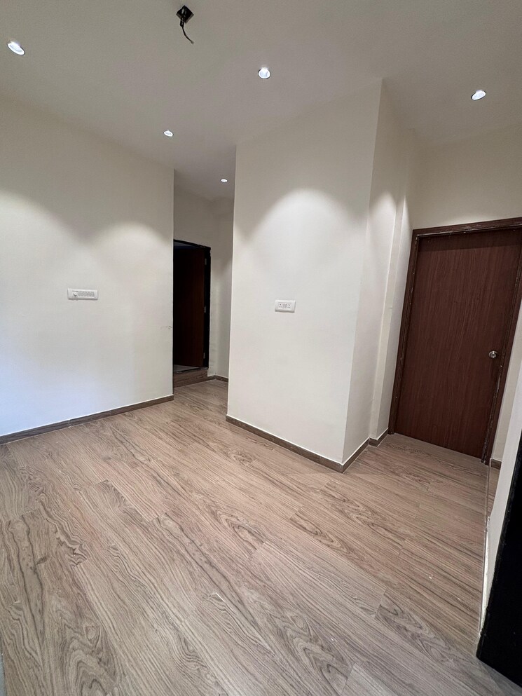 Room, prarthana-rajkamal-park 2 Bedroom 582 Sq.Ft. Apartment In Parel Mumbai 9597685