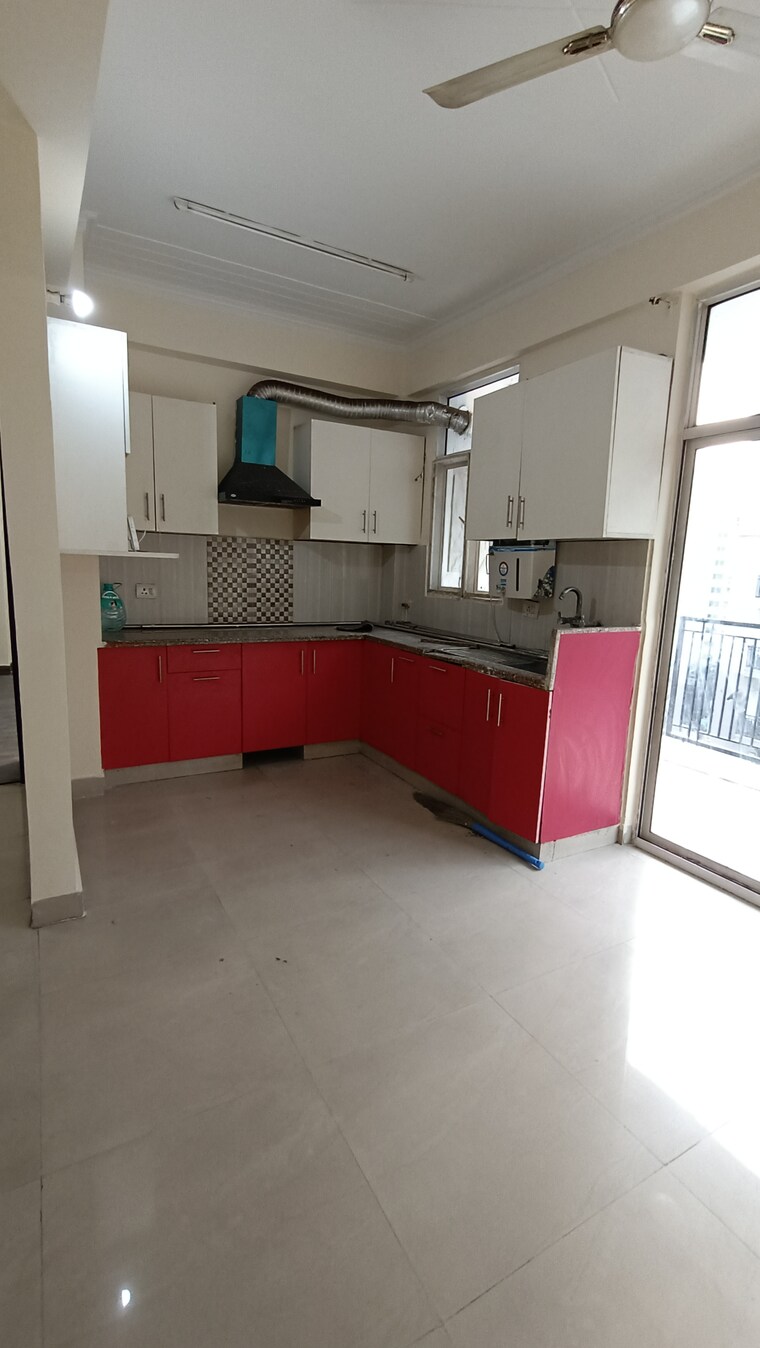 Kitchen, skytech-matrott 2 Bedroom 1150 Sq.Ft. Apartment In Sector 76 Noida 9597719