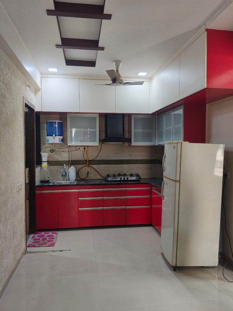 Kitchen, shilaj 3 Bedroom 1800 Sq.Ft. Apartment In Shilaj Ahmedabad 9597736