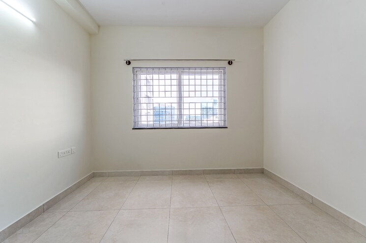 Room, prestige-waterford 3.5 Bedroom 2027 Sq.Ft. Apartment In Whitefield Bangalore 9597743