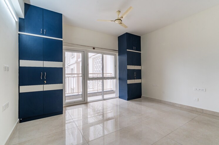 Room, prestige-waterford 3.5 Bedroom 2027 Sq.Ft. Apartment In Whitefield Bangalore 9597743