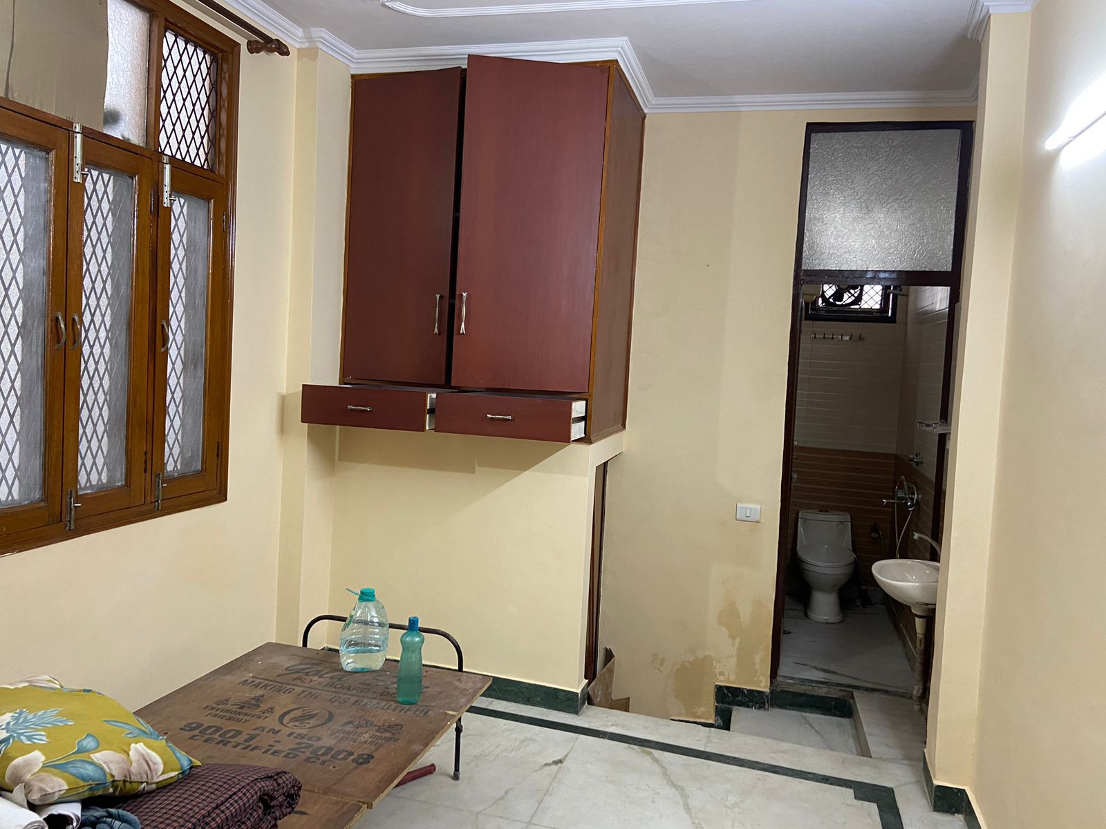 1 Rk+ Study Room Builder Floor For Rent in RWA Flats Pocket 40