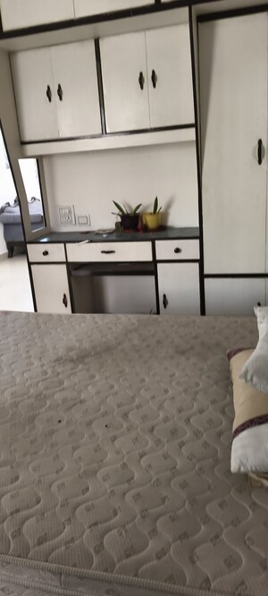 Room in 2 BHK Apartment at Ip Extension – for Rent