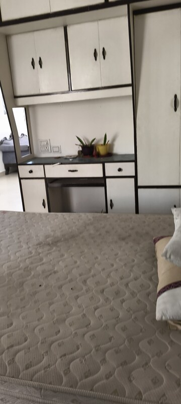 Room in 2 BHK Apartment at Ip Extension – for Rent