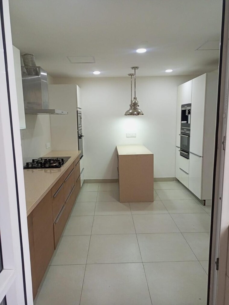 Bathroom, rmz-latitude 4 Bedroom 4500 Sq.Ft. Apartment In Hebbal Bangalore 9597802