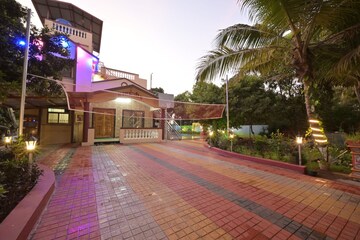 6+ BHK Villa – Exterior View View at Nerul - for Rent