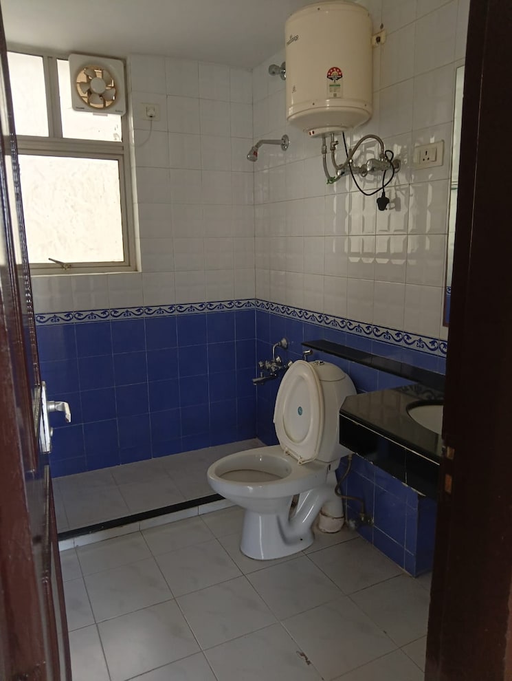 Bathroom, eros-wembley-estate 2 Bedroom 1040 Sq.Ft. Apartment In Sector 50 Gurgaon 9597776