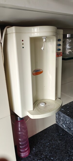 Furnished Amenities in 3 BHK Apartment at Worli – for Rent