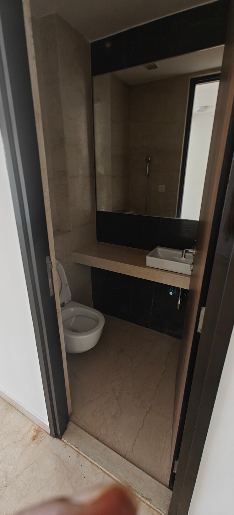 Bathroom, worli 3 Bedroom 1350 Sq.Ft. Apartment In Worli Mumbai 9597837