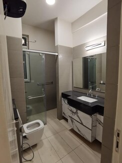 3 BHK + Servant Room Apartment For Sale in M3M Golf Estate