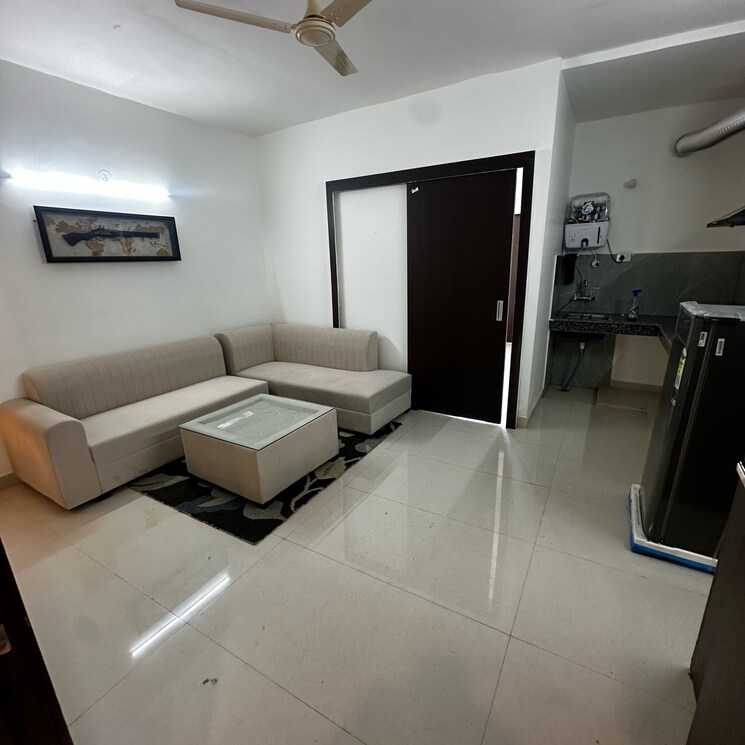 Team Area, sector 52 1 Bedroom 540 Sq.Ft. Builder Floor In Sector 52 Gurgaon 9597851