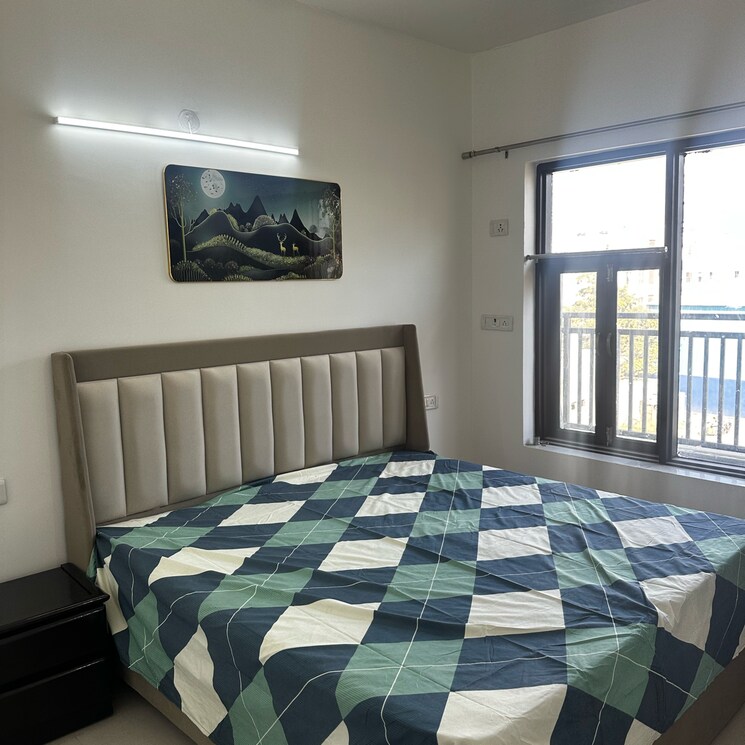 Bedroom, sector 52 1 Bedroom 540 Sq.Ft. Builder Floor In Sector 52 Gurgaon 9597851