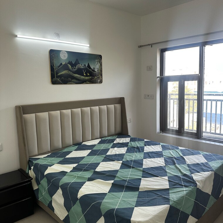 Bedroom, sector 52 1 Bedroom 540 Sq.Ft. Builder Floor In Sector 52 Gurgaon 9597851