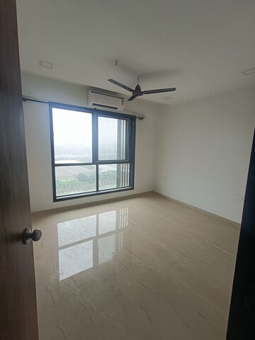 Room in 2 BHK Apartment at Neminath Nemi Bhavan, Goregaon West – for Rent