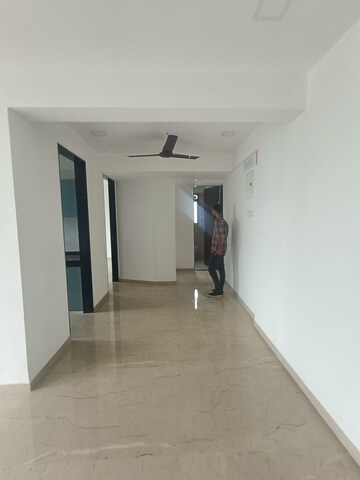 Room in 2 BHK Apartment at Neminath Nemi Bhavan, Goregaon West – for Rent