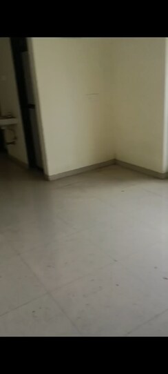 1 BHK Apartment For Sale in Komal Tower