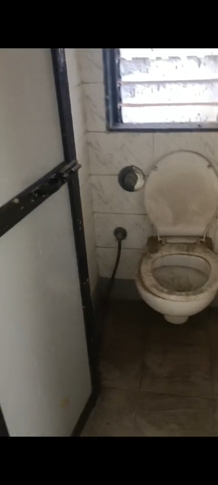 Bathroom, komal-tower 1 Bedroom 378 Sq.Ft. Apartment In Agripada Mumbai 9597896