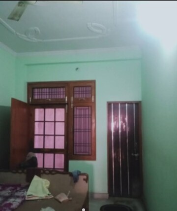 Bedroom in 2 BHK Independent House at Vikas Nagar – for Rent