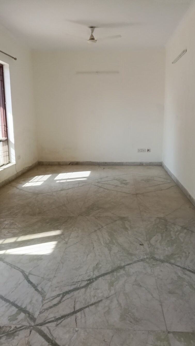 Cover Image, sector 46 2 Bedroom 250 Sq.Ft. Builder Floor In Sector 46 Gurgaon 9597889