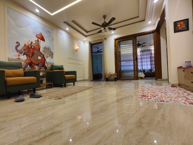  Parking, puri-aman-vilas 4 Bedroom 3000 Sq.Ft. Builder Floor In Sector 89 Faridabad 9597908