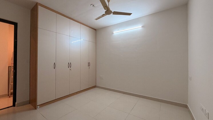 Room, pashmina-waterfront 3 Bedroom 1857 Sq.Ft. Apartment In Old Madras Road Bangalore 9597886