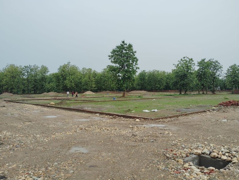 Exterior View, pondha  200 Sq.Yd. Plot In Pondha Dehradun 9597869