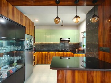 Furnished Amenities in 4 BHK Apartment at BPTP Park Grandeura, Sector 82 – for Sale