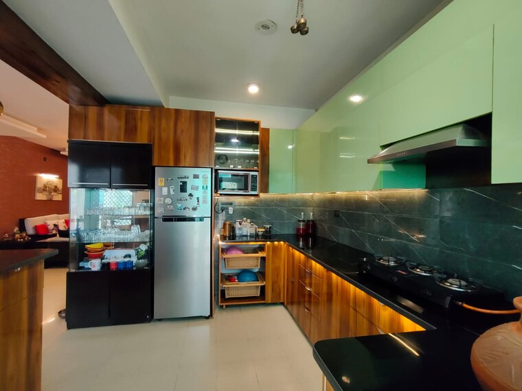 Kitchen, bptp-park-grandeura 4 Bedroom 2600 Sq.Ft. Apartment In Sector 82 Faridabad 9598013