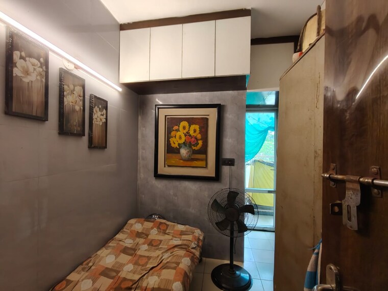 Parking, bptp-park-grandeura 4 Bedroom 2600 Sq.Ft. Apartment In Sector 82 Faridabad 9598013