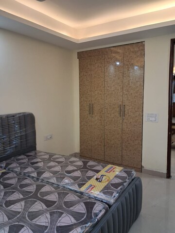 Bedroom in 3 BHK Builder Floor at Sector 45 – for Rent