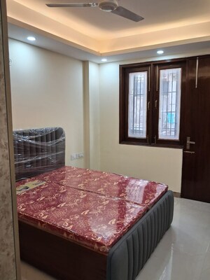 Bedroom in 3 BHK Builder Floor at Sector 45 – for Rent