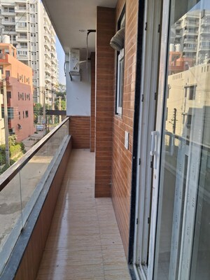 Balcony in 3 BHK Builder Floor at Sector 45 – for Rent