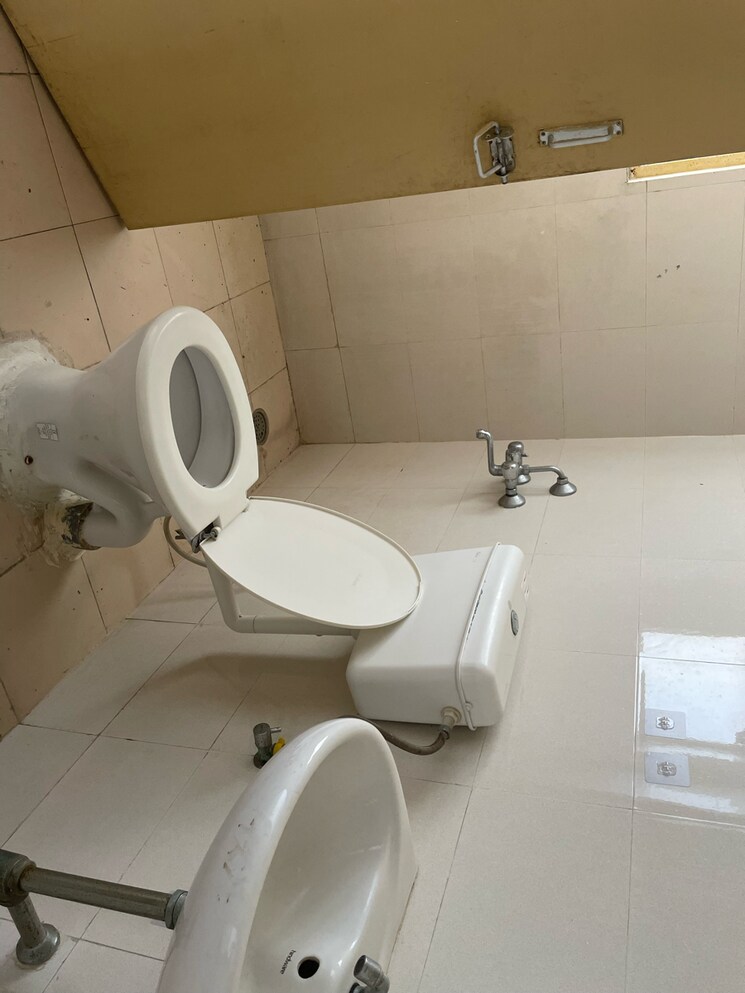 Bathroom, lotus-affordable-housing 2 Bedroom 605 Sq.Ft. Apartment In Sector 111 Gurgaon 9598010