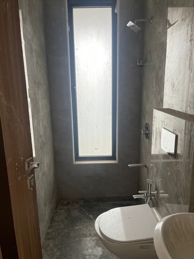 Bathroom, jivan-prakash-apartment 2 Bedroom 682 Sq.Ft. Apartment In Matunga West Mumbai 9597912