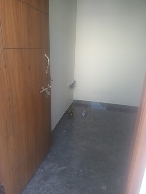 Room in 3 BHK Apartment at Century Commanders Vista, Yelahanka – for Rent