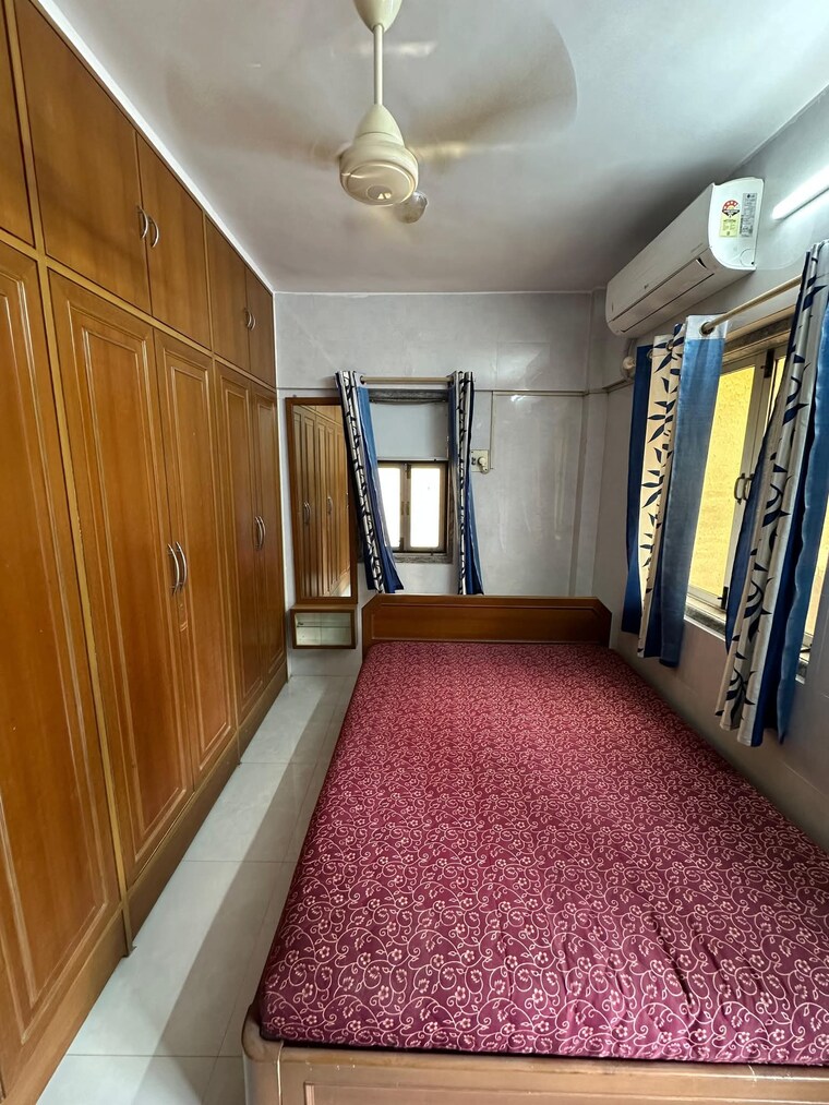 Bedroom, lokhandwala-breeze-apartments 2 Bedroom 550 Sq.Ft. Apartment In Andheri West Mumbai 9597997