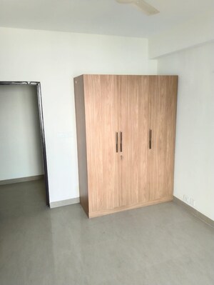 Room in 2 BHK Apartment at Ansal Height 86, Sector 86 – for Rent