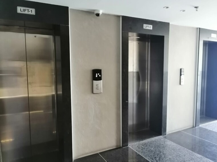 undefined, south tukoganj Commercial Showroom 1550 Sq.Ft. In South Tukoganj Indore 9598064