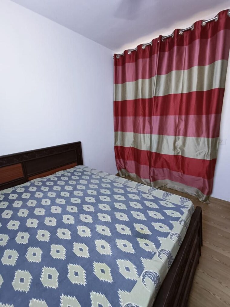 Bedroom, tulip-lemon 2 Bedroom 526 Sq.Ft. Apartment In Sector 69 Gurgaon 9598123