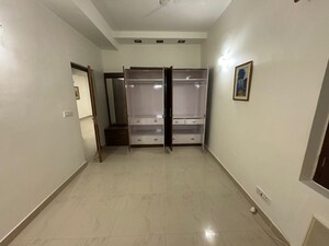 Room in 2 BHK Builder Floor at Greater Kailash I – for Rent