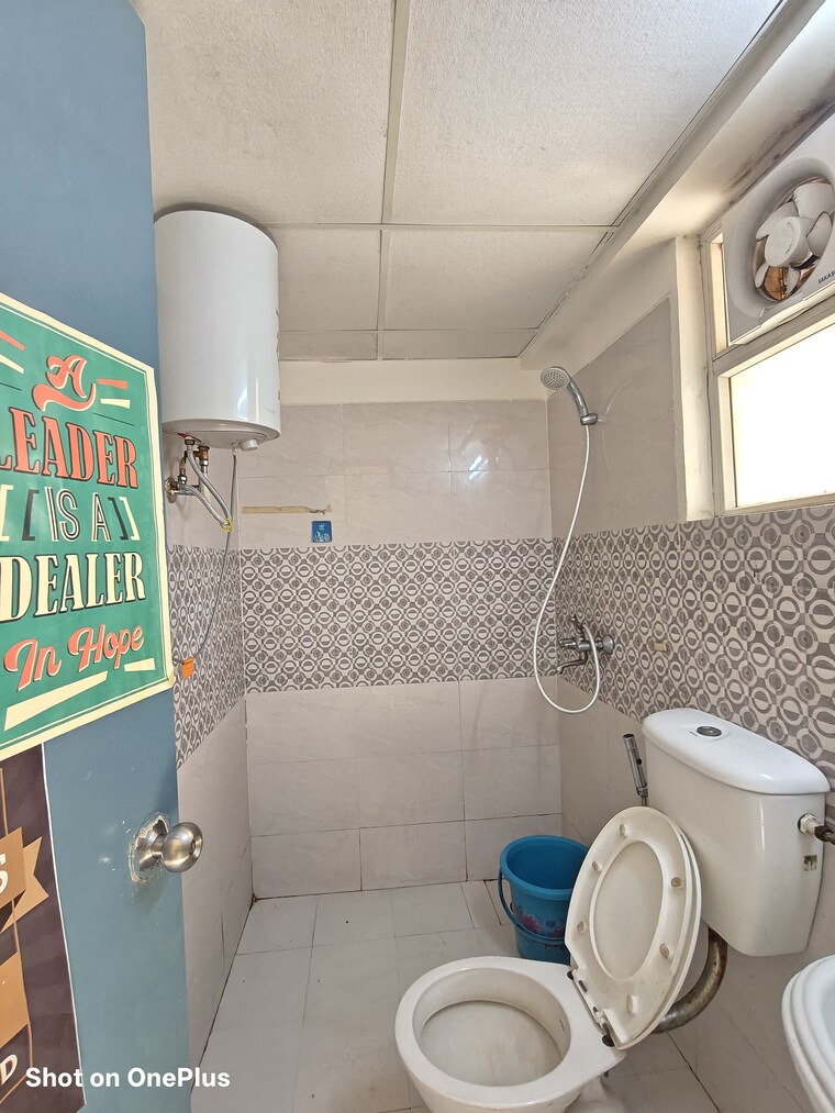 Attached Bathroom, gaur-city-2-14th-avenue 3 Bedroom 719 Sq.Ft. Apartment In Sector 16c Greater Noida Greater Noida 9598148